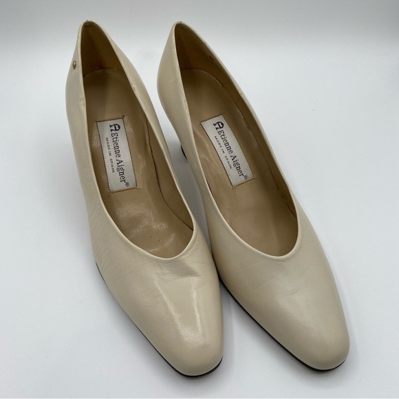 Vtg Etienne Aigner Leather Spain Taylor Classic Pumps Sz 8.5W Cream Block Heel - Picture 5 of 14